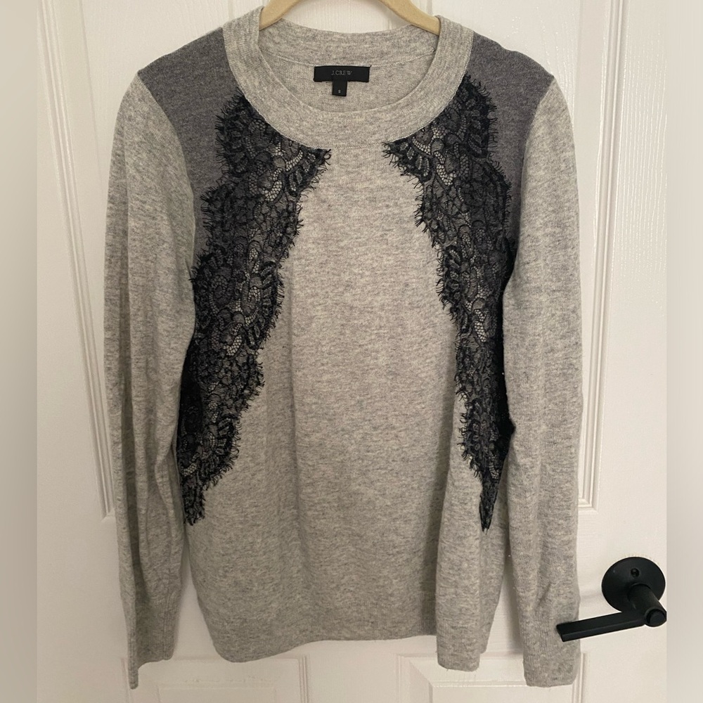 JCREW gray crew neck wool sweater with black lace trim size small